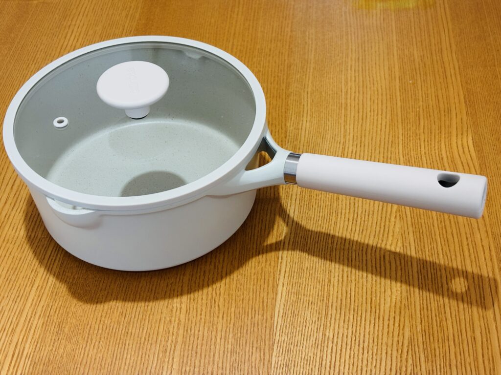 CAROTEの片手鍋(ホワイト)
