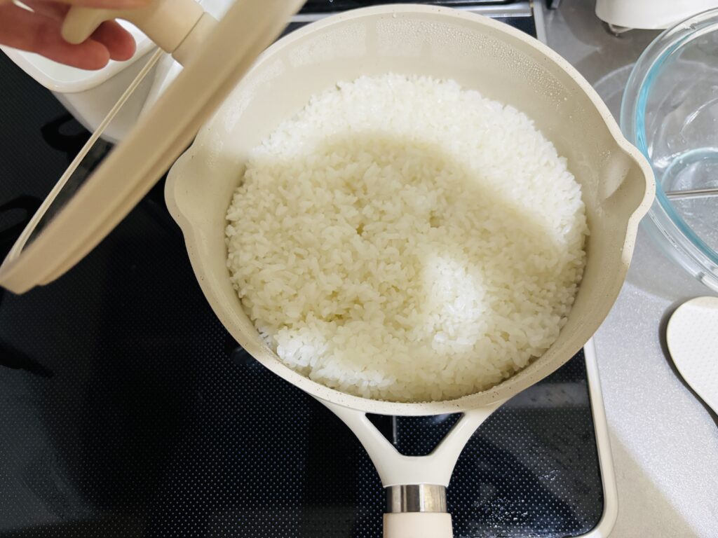 CAROTEの片手鍋で炊いたご飯